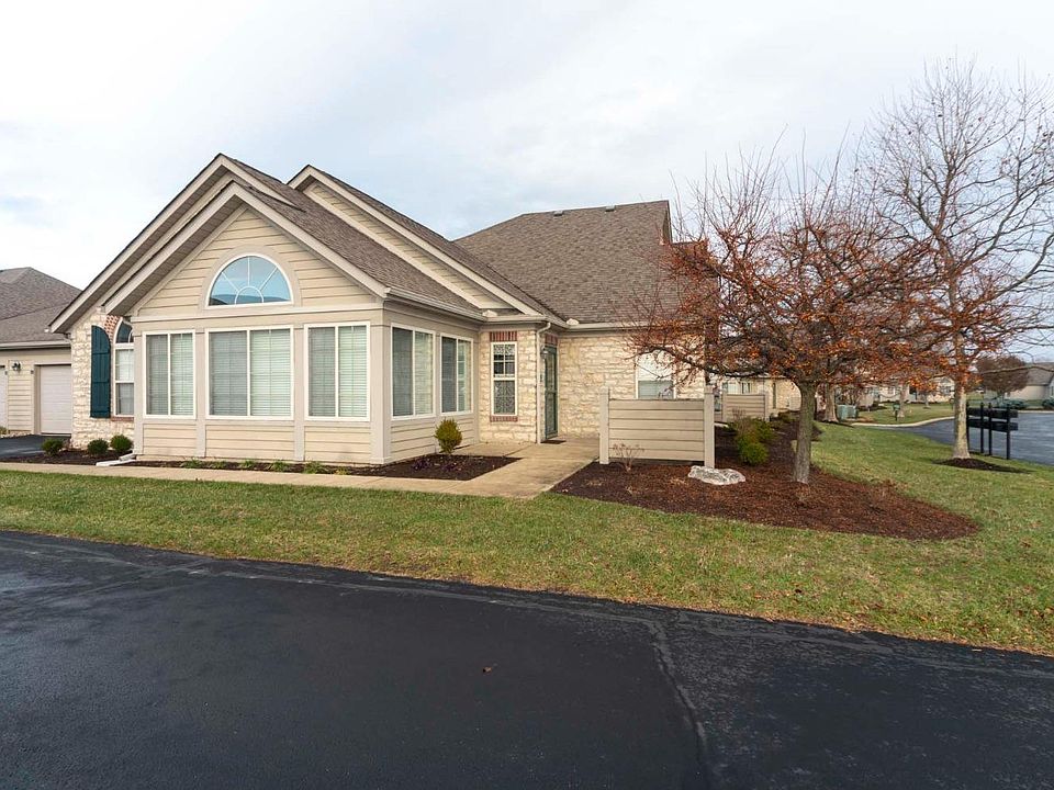 1st image of 2700 N Canterbury Cir #A