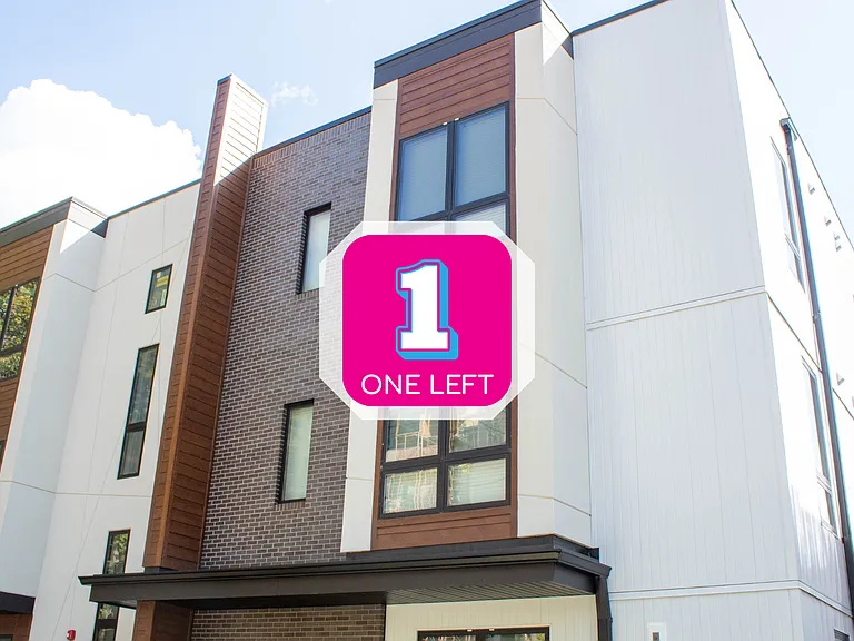 1009 W Stoughton St — Photo 38