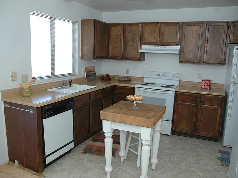 4331 Hummingbird Dr — Photo 4