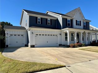 1019 Egret Ln, Suffolk, VA 23434