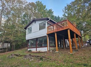 613 Glenn Ferry Rd, Fair Play, SC 29643