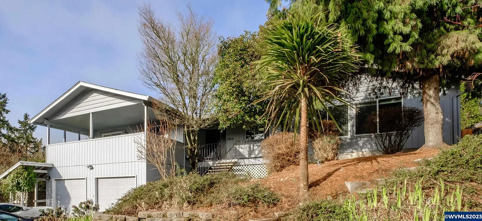 2650 NW Princess St photo 1