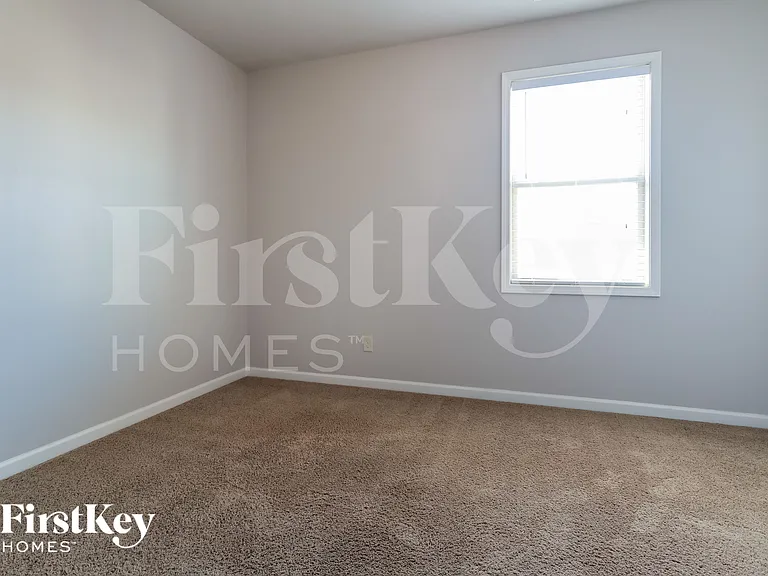 2202 Black Pebble Cir — Photo 11