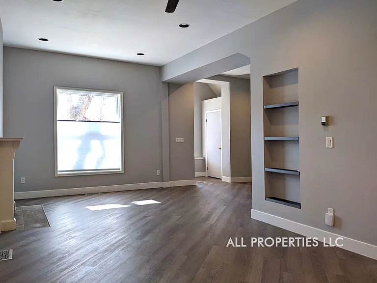 123 E Bayaud Ave — Photo 16