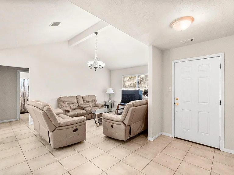 16305 Many Trees Ln — Photo 8