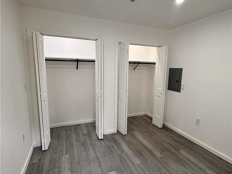2250 Butler St #102 — Photo 11