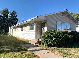 129 E 4th St, Wahoo, NE 68066