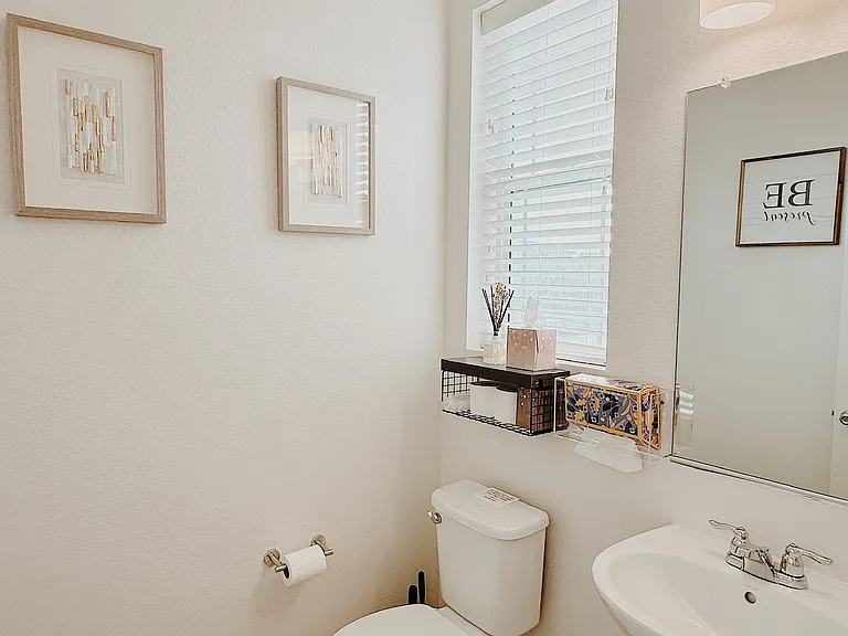 21525 E 59th Dr — Photo 11