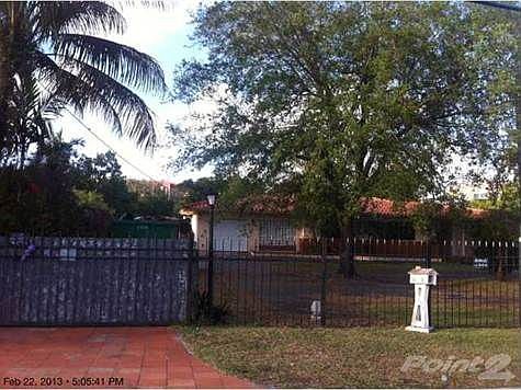 2nd image of 11855 SW 43rd St