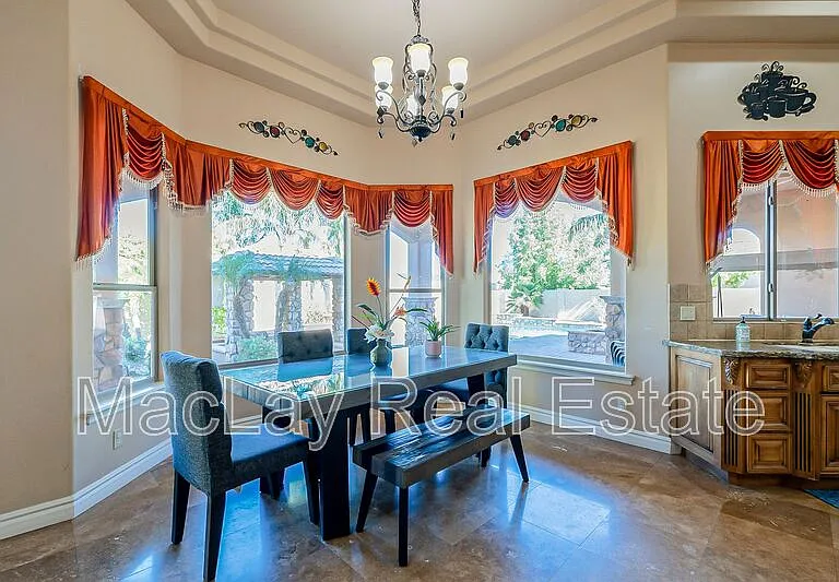 2720 E Jade Pl — Photo 20