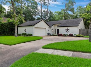 14946 Spring Lake Dr, Houston, TX 77070