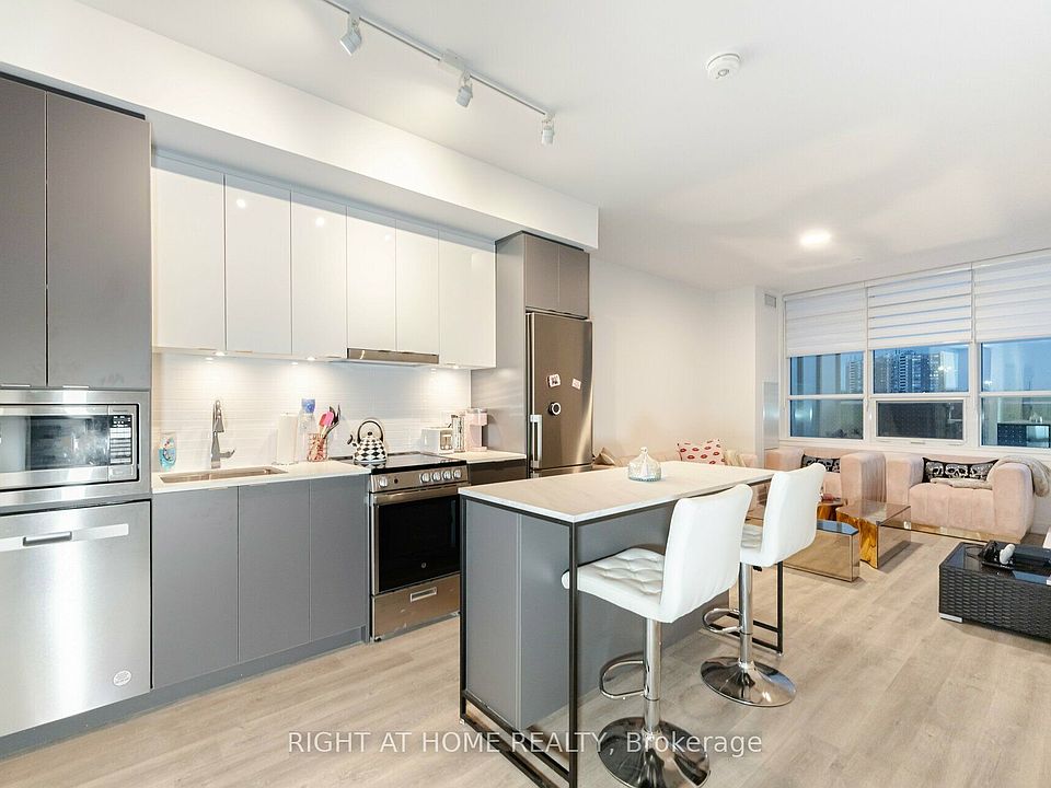 1st image of 50 Upper Mall Way #B-226