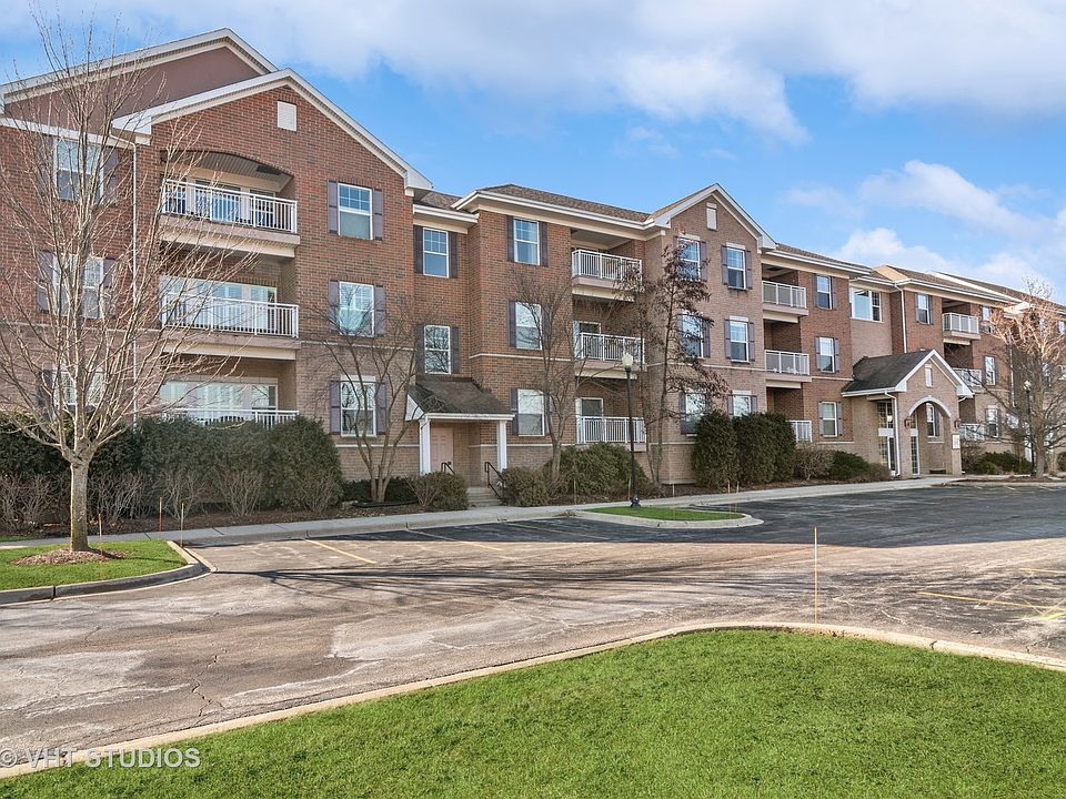 1st image of 2692 Stone Cir Unit 304