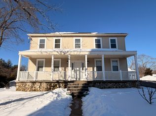 819 East St #1, Walpole, MA 02081