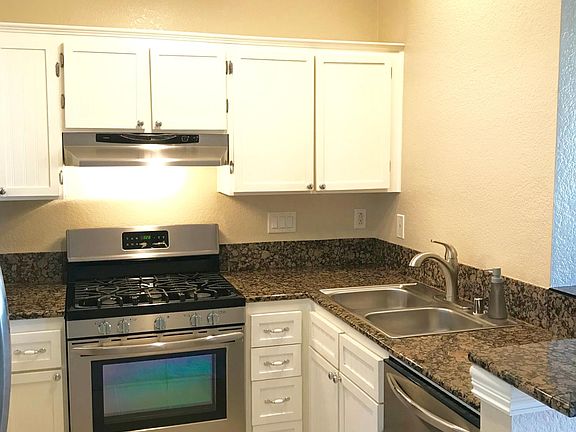 5th image of 7 Castano