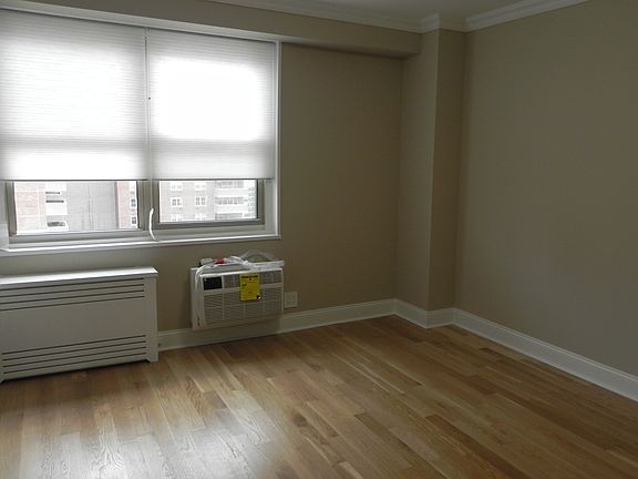 3rd image of 80 N Moore St #8029B