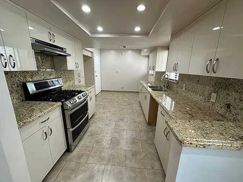 13203 Vanowen St #10 Photo 1