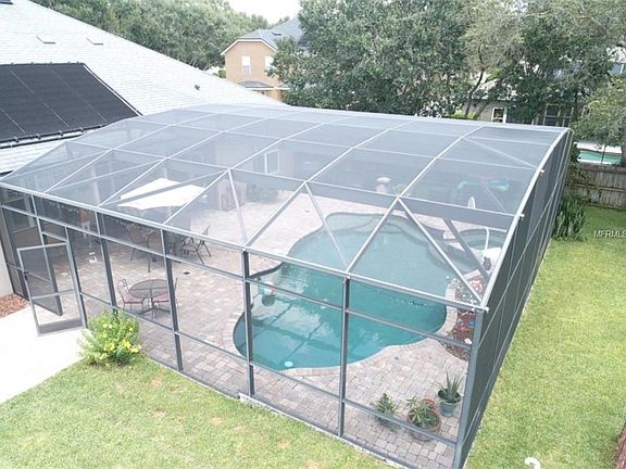 4th image of 755 Summer Oaks Ct