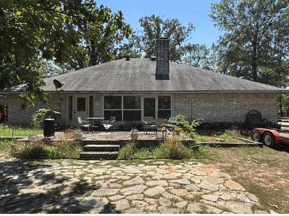 2nd image of 4415 Smallwood Rd