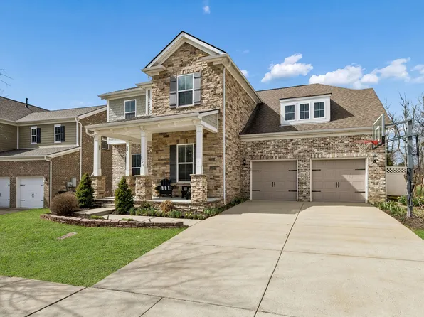 1126 Amelia Park Dr, Franklin, TN 37067