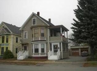 28 Charles St, Rochester, NH 03867