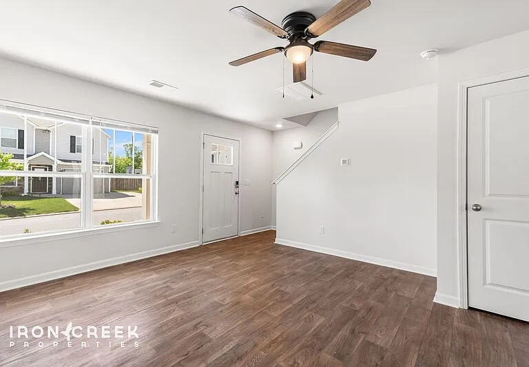 352 Oak Branch Rd — Photo 5