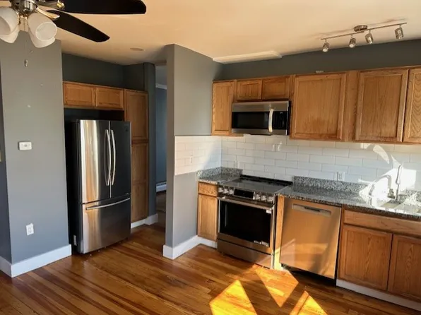 351 S Oxford St #3, Fall River, MA 02721