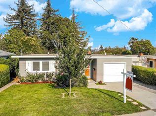 19036 Mayberry Dr, Castro Valley, CA 94546