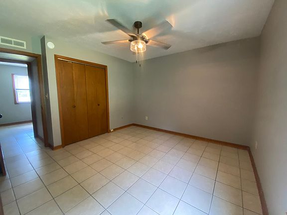 4th image of 822 McGuire Ave