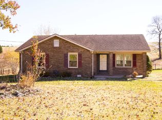 1675 Sportsman Lake Rd, Lebanon, KY 40033