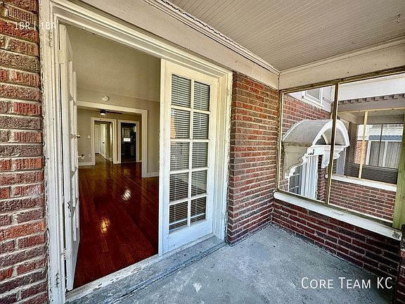 3rd image of 103 W 51st St #107-2W