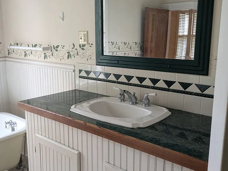 114 W Park Ave — Photo 27