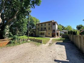 1 Waverley Pl, London, ON