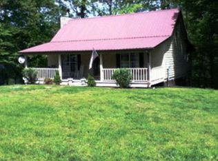522 Hoosier Rdg, Byrdstown, TN 38549