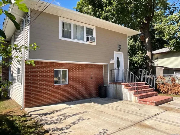 263 Siegel Street, Westbury, NY 11590