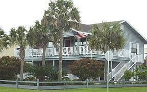 5th image of 737 Tarpon Ave