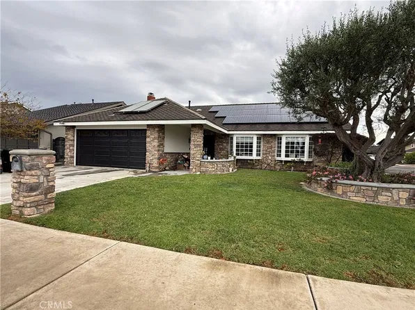 5631 Selkirk Dr, Huntington Beach, CA 92649