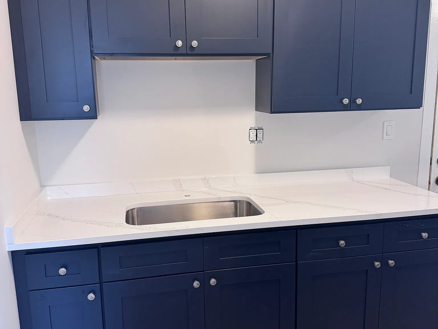 4309 W Wilson Ave — Photo 2