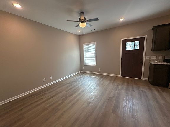 3rd image of 513 W End Cir #1