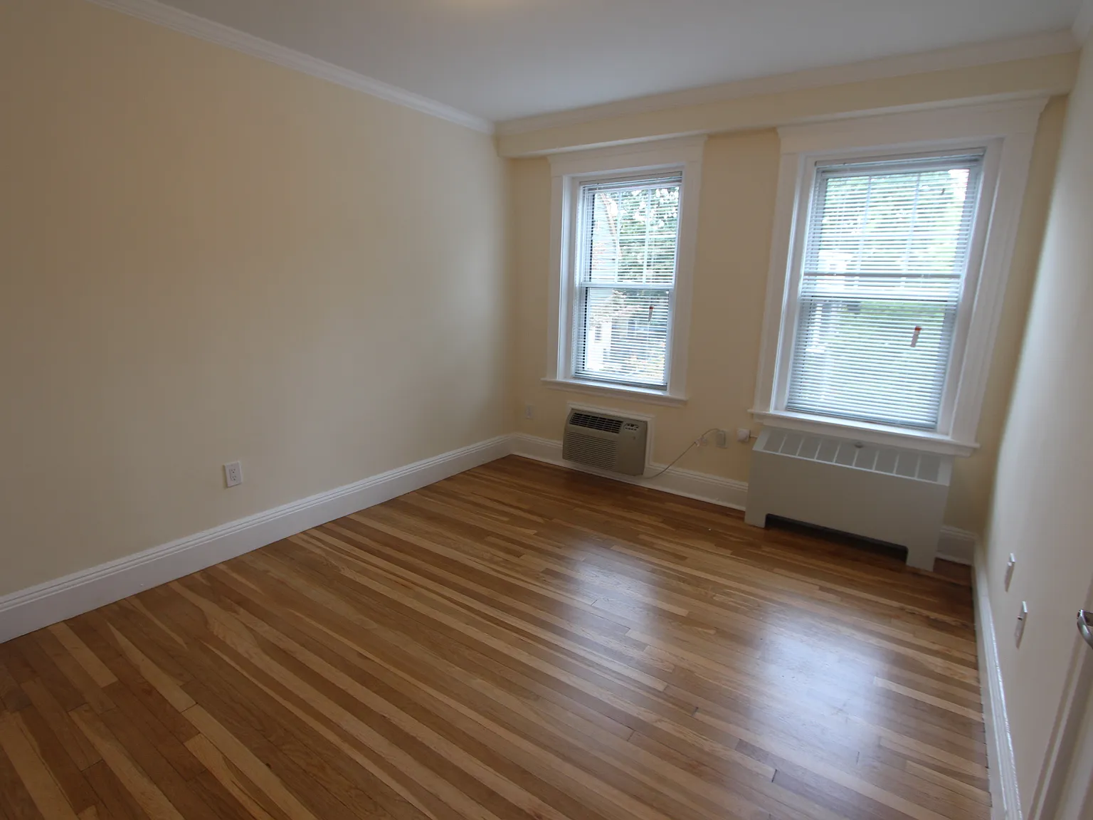26 Chauncy St — Photo 2