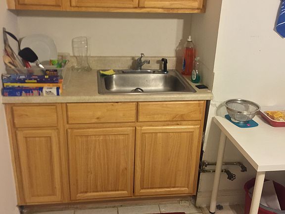 3rd image of 2042 23rd St #1