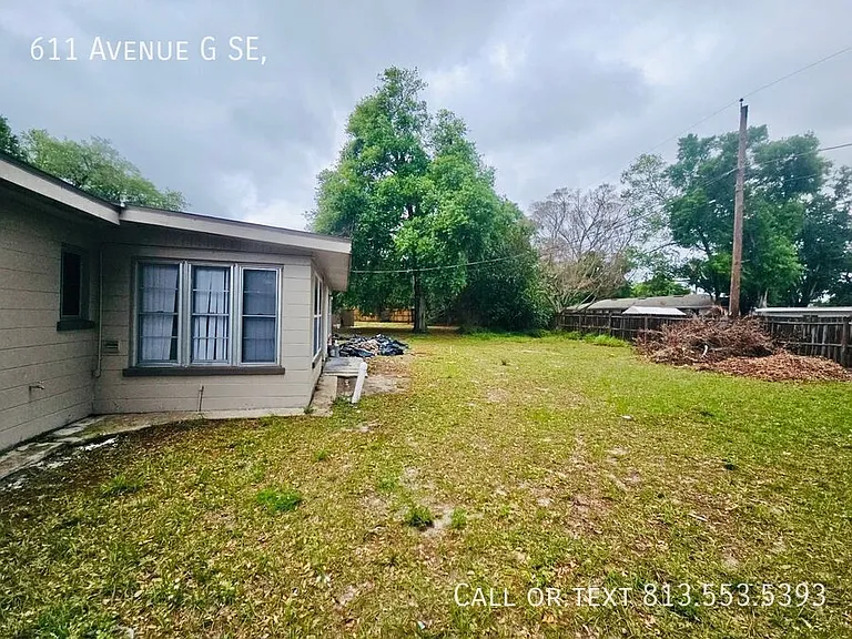 611 Avenue G SE — Photo 27