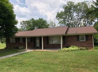 30 Spring Valley Rd, Bristol, VA 24201