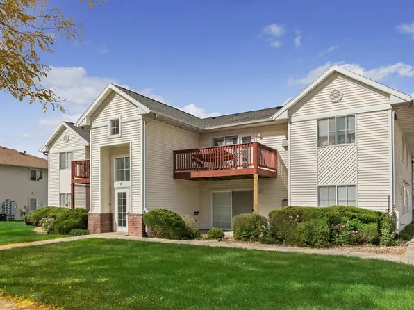 72 Miller Ave SW Unit 4, Cedar Rapids, IA 52404