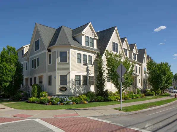 19 Chatham Way, Watertown, MA 02472