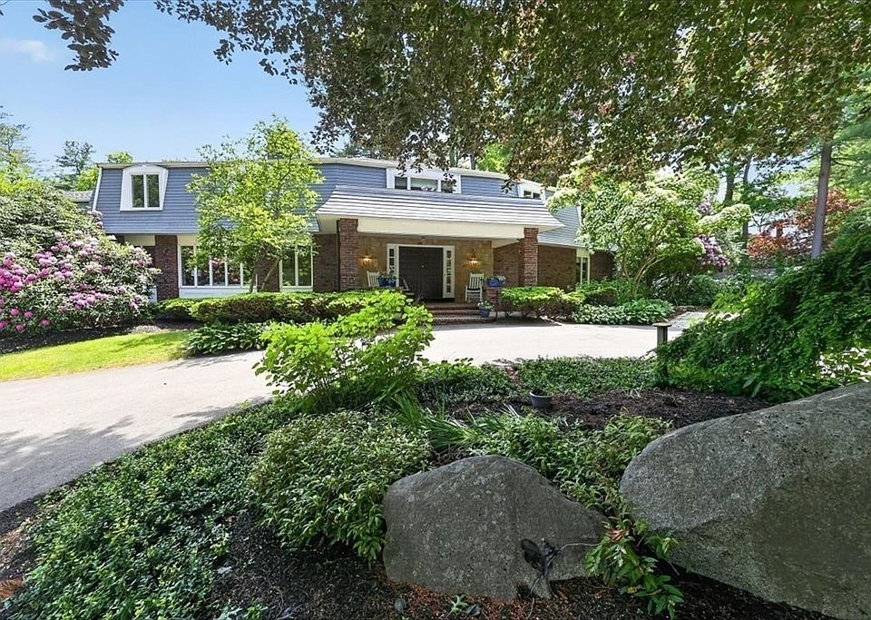 1st image of 1 Grist Mill Ln