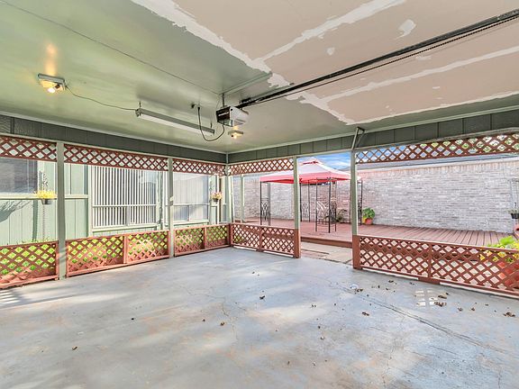 5th image of 16206 New Field Dr