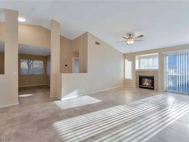 5321 Padero Dr — Photo 3