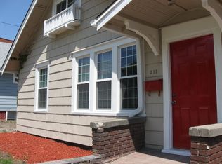 517 S 35th St, Omaha, NE 68105