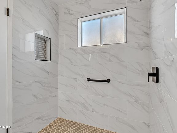 3rd image of 10128 W ANDOVER Avenue